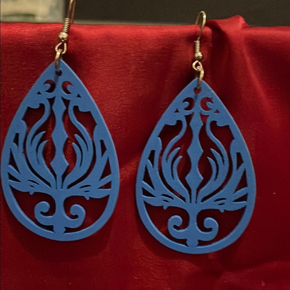 Fashion Jewelry Jewelry - Fashion Jewelry Blue Ornate Dangle Earrings